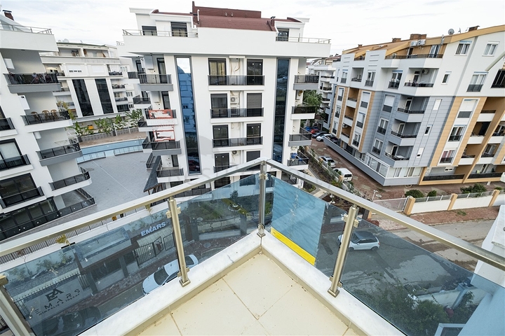 بنتهاوس واسع 3 + 1 في هورما كونيالتي أنطاليا