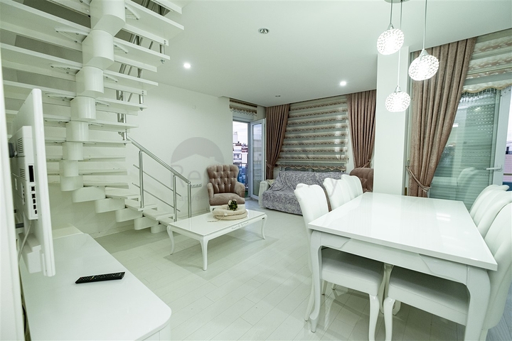 بنتهاوس واسع 3 + 1 في هورما كونيالتي أنطاليا