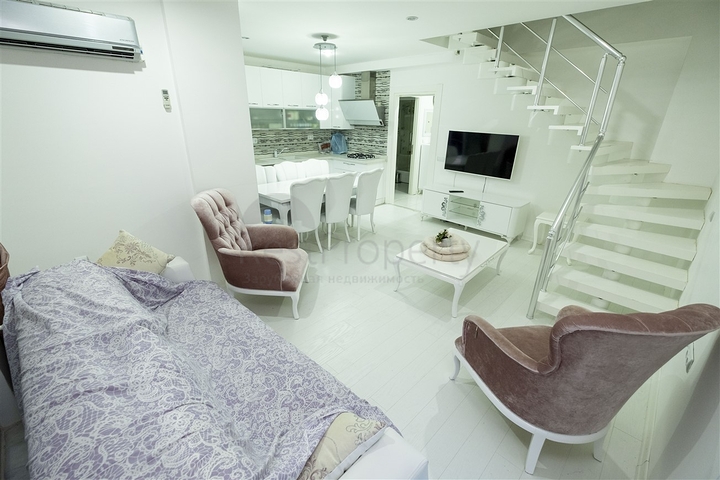 بنتهاوس واسع 3 + 1 في هورما كونيالتي أنطاليا