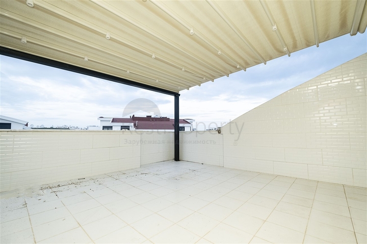 بنتهاوس واسع 3 + 1 في هورما كونيالتي أنطاليا