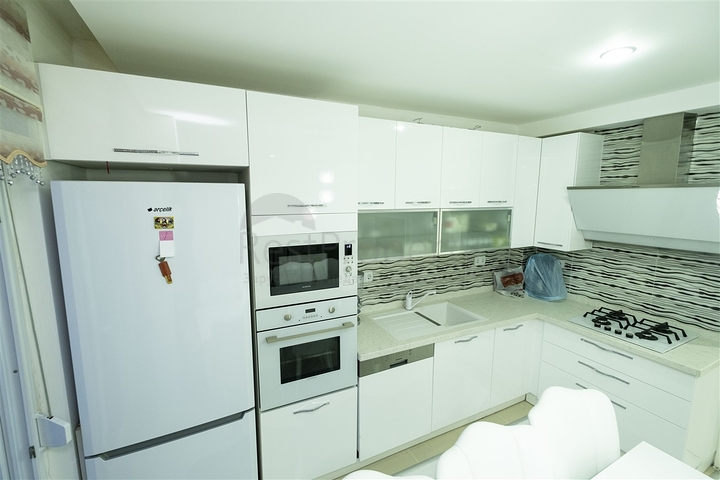 بنتهاوس واسع 3 + 1 في هورما كونيالتي أنطاليا