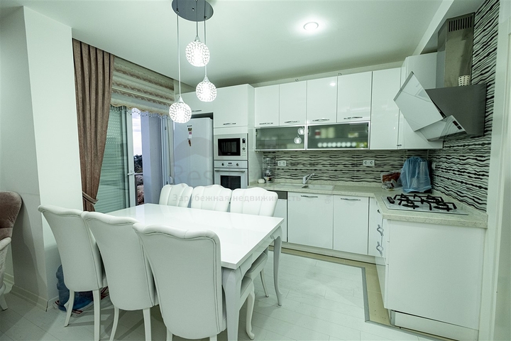 بنتهاوس واسع 3 + 1 في هورما كونيالتي أنطاليا