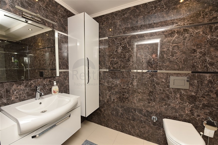 اول صف على البحر- مجمع فاخر - شقة 1+1 - في كاستل / الانيا 