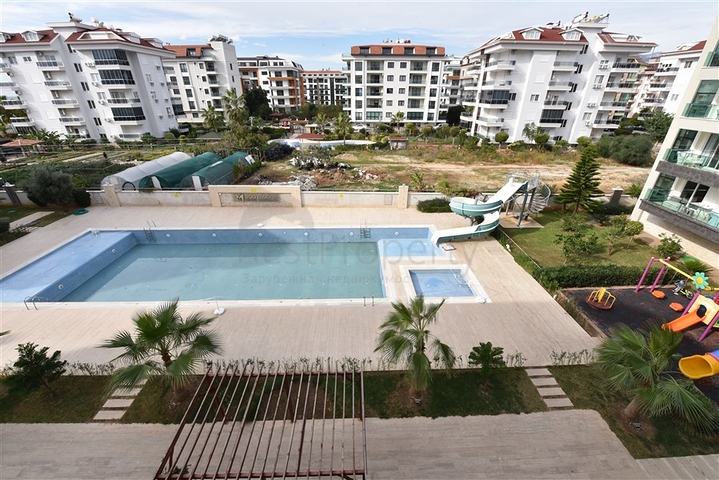 اول صف على البحر- مجمع فاخر - شقة 1+1 - في كاستل / الانيا 