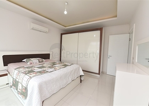 اول صف على البحر- مجمع فاخر - شقة 1+1 - في كاستل / الانيا 