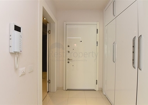 اول صف على البحر- مجمع فاخر - شقة 1+1 - في كاستل / الانيا 