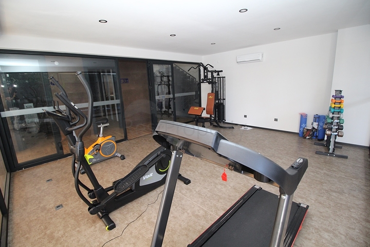 موقع مميز - مجمع جديد -شقة 1+1 في مركز الانيا 