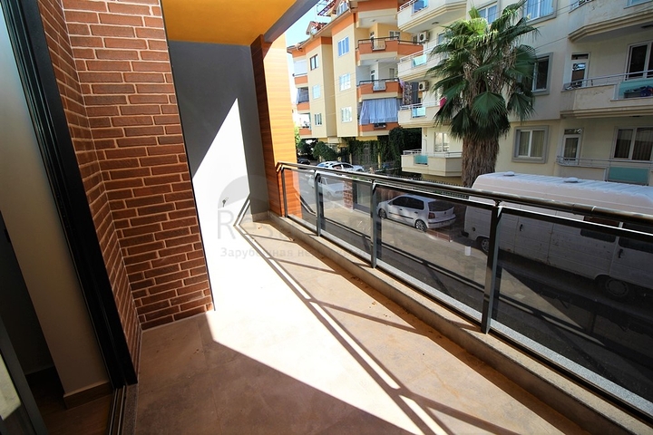 موقع مميز - مجمع جديد -شقة 1+1 في مركز الانيا 