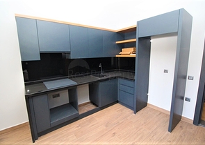 موقع مميز - مجمع جديد -شقة 1+1 في مركز الانيا 