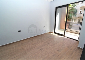 موقع مميز - مجمع جديد -شقة 1+1 في مركز الانيا 