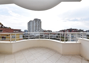 شقة غرفة وصالة ضمن مجمع في منطقة جيكجلي / الانيا 