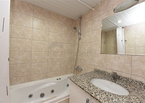 شقة غرفة وصالة ضمن مجمع في منطقة جيكجلي / الانيا 