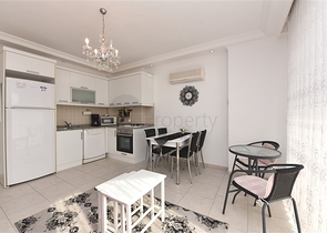 شقة غرفة وصالة ضمن مجمع في منطقة جيكجلي / الانيا 