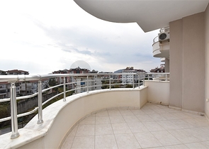 شقة غرفة وصالة ضمن مجمع في منطقة جيكجلي / الانيا 