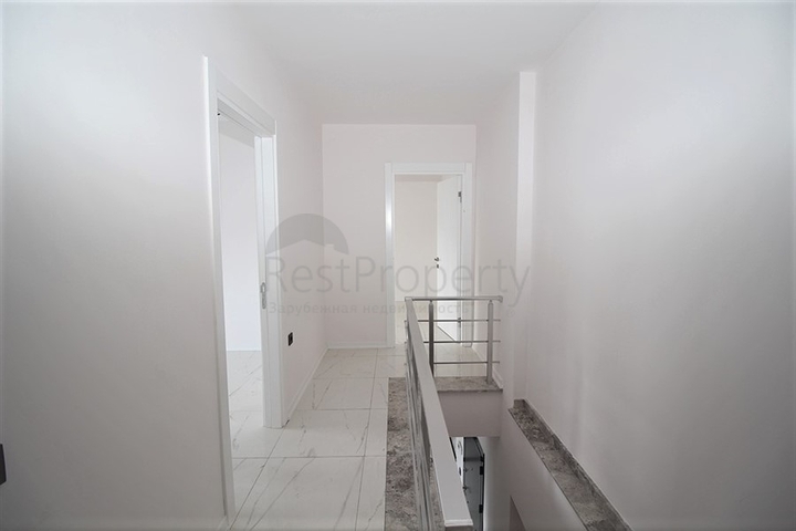 دوبلكس 2 غرفة وصالة -حديثة - في مركز الانيا 