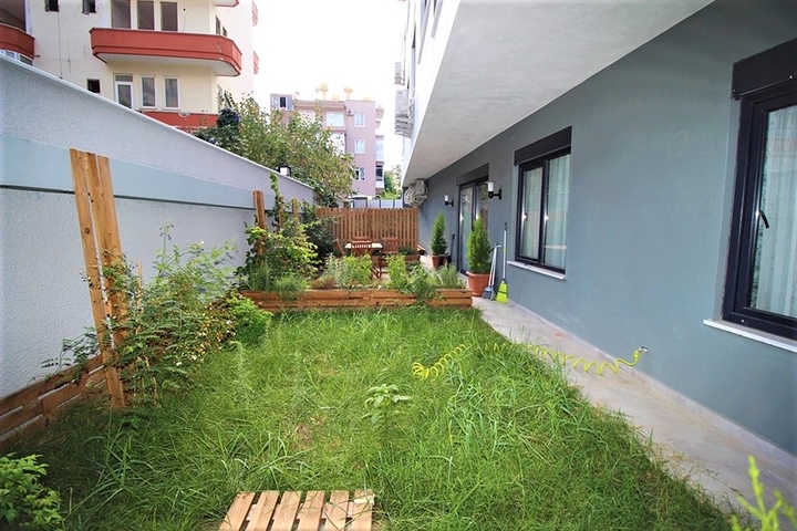 دوبلكس 2 غرفة وصالة -حديثة - في مركز الانيا 