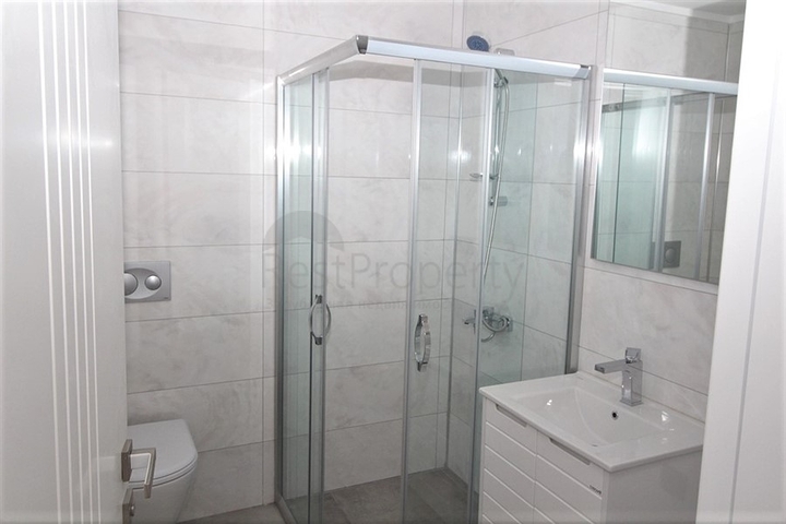 دوبلكس 2 غرفة وصالة -حديثة - في مركز الانيا 