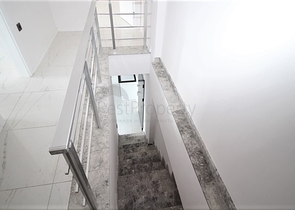 دوبلكس 2 غرفة وصالة -حديثة - في مركز الانيا 