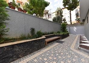 دوبلكس 2 غرفة وصالة -حديثة - في مركز الانيا 