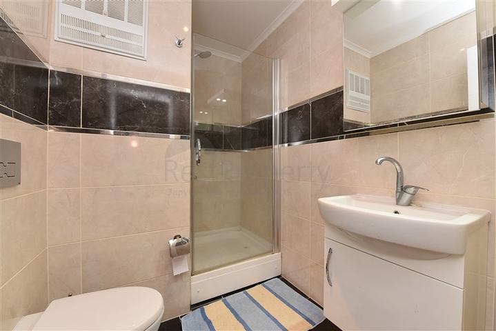 شقة مريحة من غرفتي نوم في منطقة أوبا الأوروبية