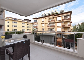 شقة مريحة من غرفتي نوم في منطقة أوبا الأوروبية