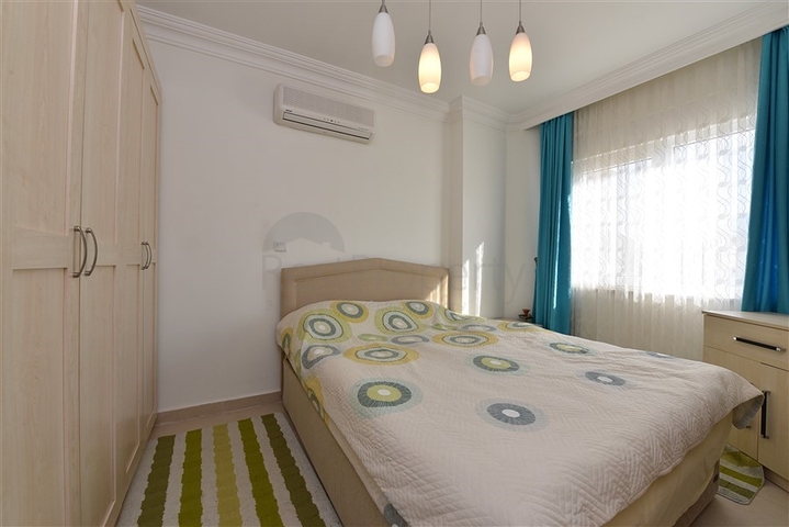 اطلالة بحر وقلعة -شقة غرفتين وصالة في منطقة اوبا / الانيا 