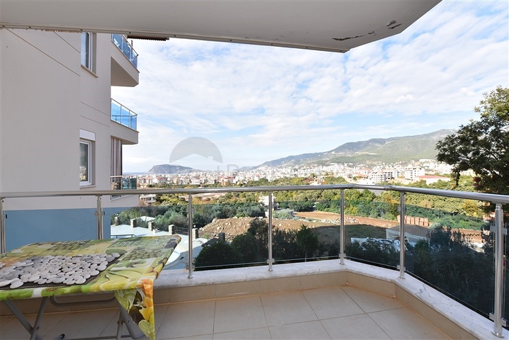 اطلالة بحر وقلعة -شقة غرفتين وصالة في منطقة اوبا / الانيا 