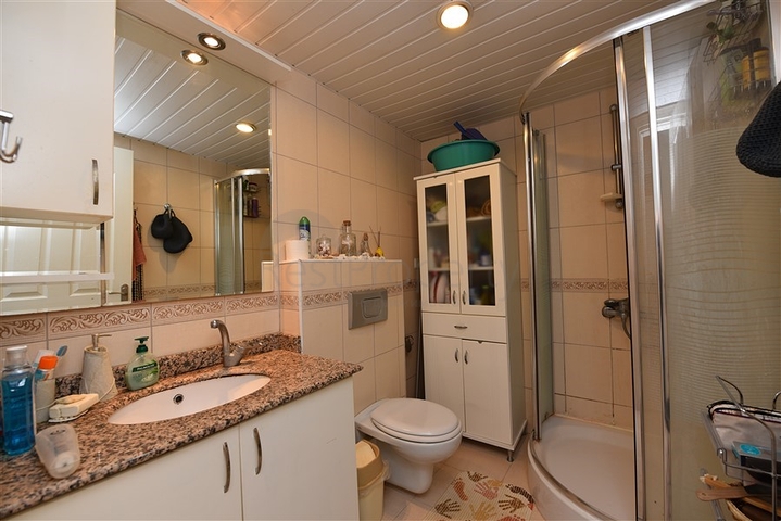 اطلالة بحر وقلعة -شقة غرفتين وصالة في منطقة اوبا / الانيا 