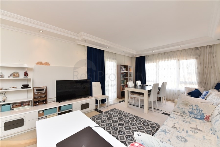 اطلالة بحر وقلعة -شقة غرفتين وصالة في منطقة اوبا / الانيا 