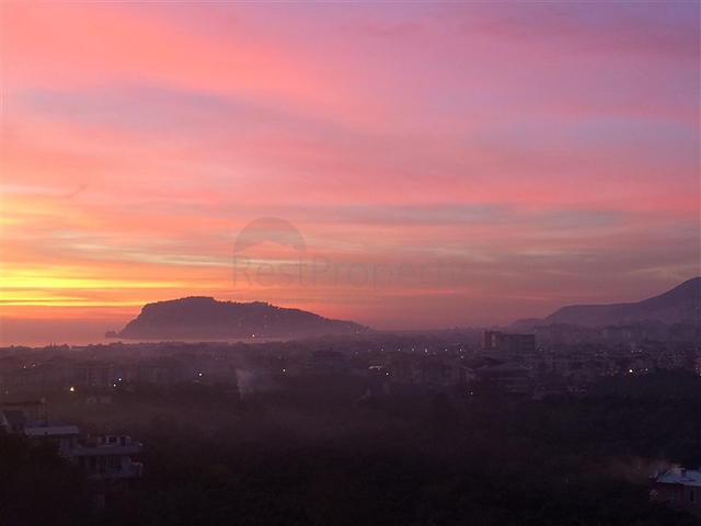اطلالة بحر وقلعة -شقة غرفتين وصالة في منطقة اوبا / الانيا 