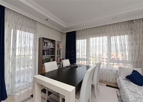 اطلالة بحر وقلعة -شقة غرفتين وصالة في منطقة اوبا / الانيا 