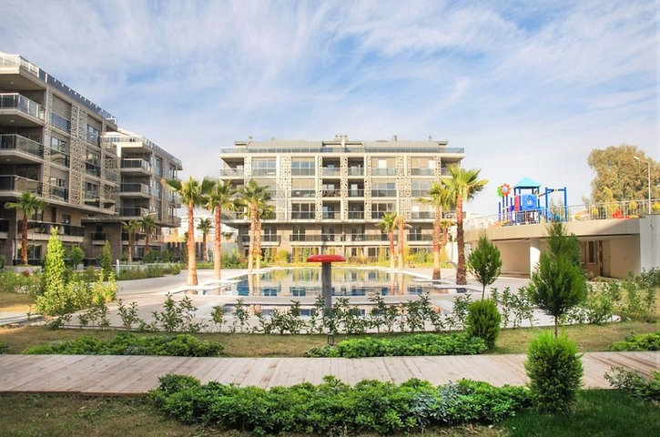 بنتهاوس ايليت 5 + 1 في اونجالي كونيالتي انطاليا