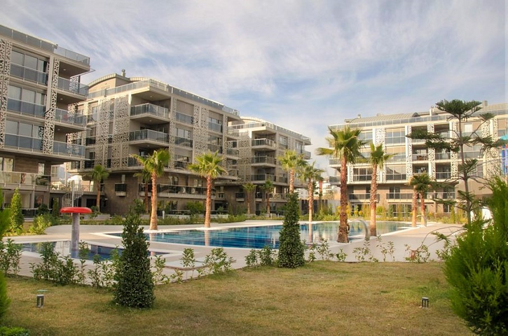 بنتهاوس ايليت 5 + 1 في اونجالي كونيالتي انطاليا