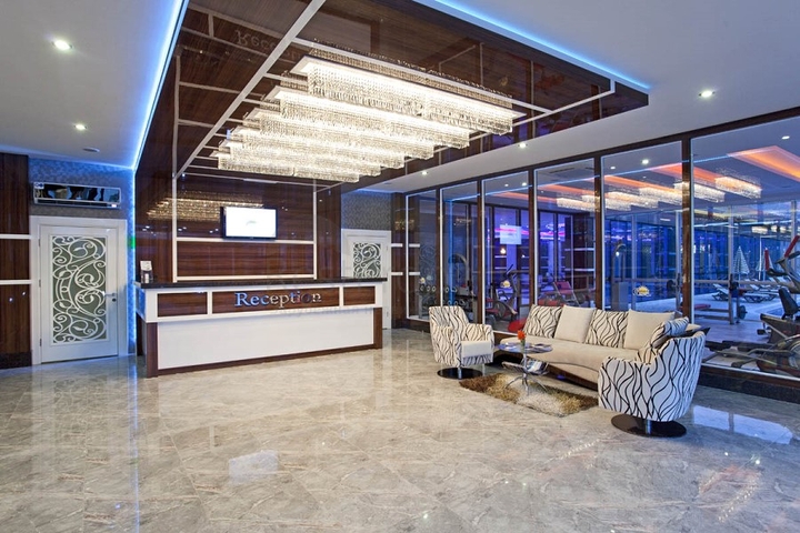 اطلالة بحر - مجمع فاخر - شقة غرفتين وصالة مفروشة - في كارجي جاك / الانيا 