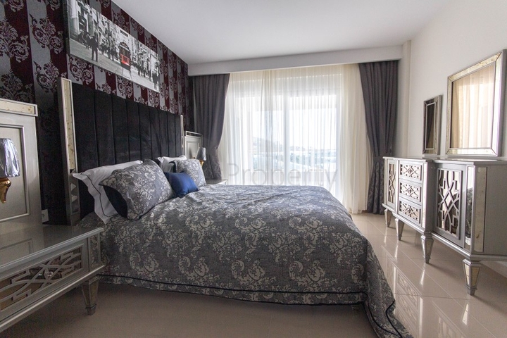 اطلالة بحر - مجمع فاخر - شقة غرفتين وصالة مفروشة - في كارجي جاك / الانيا 