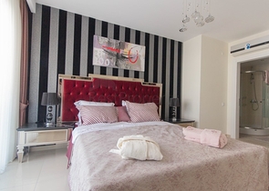 اطلالة بحر - مجمع فاخر - شقة غرفتين وصالة مفروشة - في كارجي جاك / الانيا 