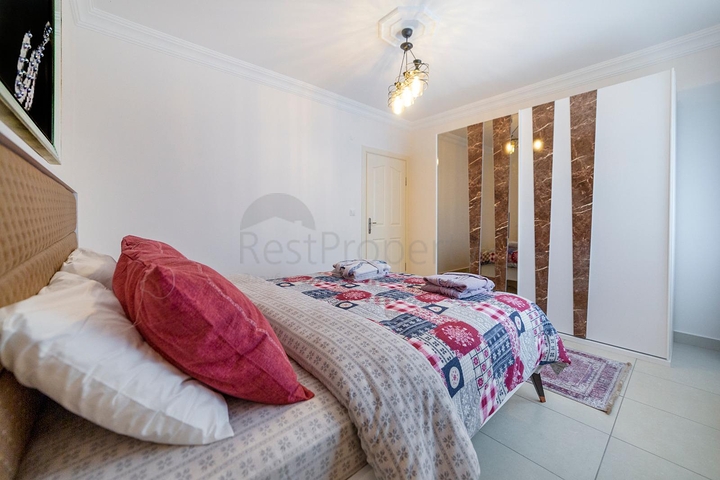 اطلالة مفتوحة -شقة غرفتين وصالة مع الاثاث - ضمن مجمع - في مهموتلار / الانيا 