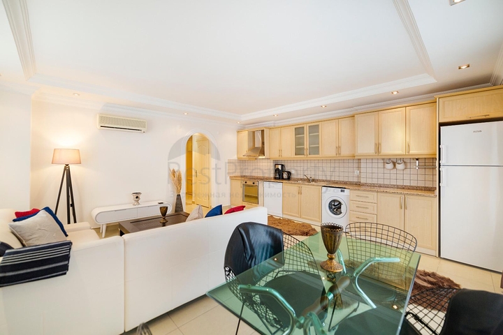 اطلالة مفتوحة -شقة غرفتين وصالة مع الاثاث - ضمن مجمع - في مهموتلار / الانيا 