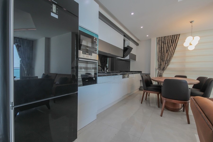 اطلالة بحرية ساحرة - شقة فاخرة ضمن مجمع اول صف على البحر - 2 غرفة وصالة - كارجي جاك / الانيا 