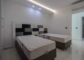 اطلالة بحرية ساحرة - شقة فاخرة ضمن مجمع اول صف على البحر - 2 غرفة وصالة - كارجي جاك / الانيا 