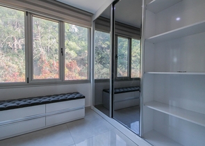 اطلالة بحرية ساحرة - شقة فاخرة ضمن مجمع اول صف على البحر - 2 غرفة وصالة - كارجي جاك / الانيا 