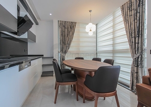 اطلالة بحرية ساحرة - شقة فاخرة ضمن مجمع اول صف على البحر - 2 غرفة وصالة - كارجي جاك / الانيا 