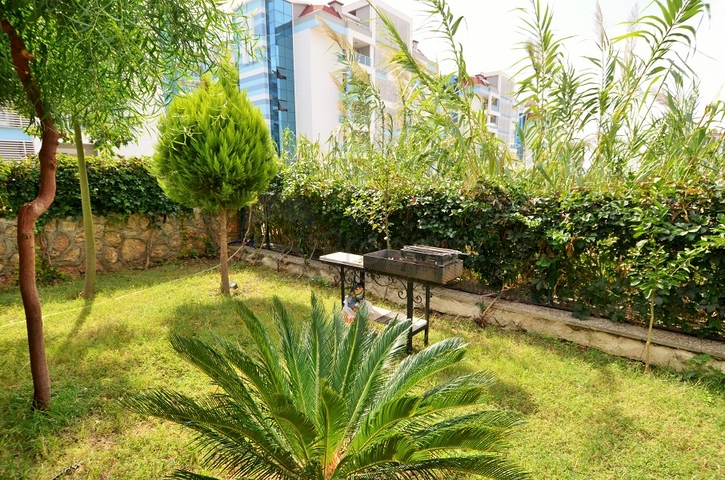 ضمن منطقة كاستل - شقق ودوبلكس - ضمن مجمع حديث / الانيا 