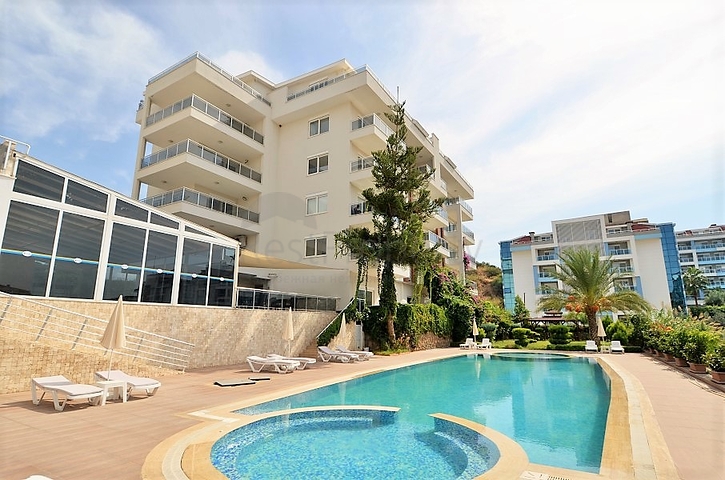 ضمن منطقة كاستل - شقق ودوبلكس - ضمن مجمع حديث / الانيا 