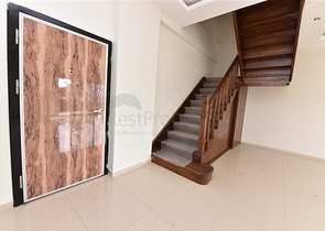 ضمن منطقة كاستل - شقق ودوبلكس - ضمن مجمع حديث / الانيا 