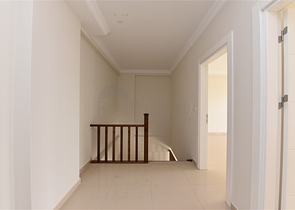 ضمن منطقة كاستل - شقق ودوبلكس - ضمن مجمع حديث / الانيا 