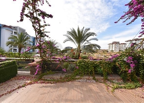 ضمن منطقة كاستل - شقق ودوبلكس - ضمن مجمع حديث / الانيا 