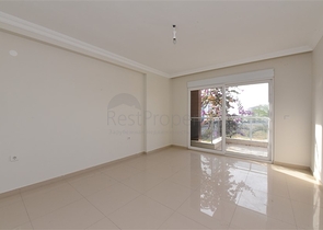 ضمن منطقة كاستل - شقق ودوبلكس - ضمن مجمع حديث / الانيا 