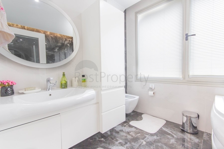 اطلالة بحرية ساحرة - مجمع فاخر ضمن اول صف على البحر - شقة 2 غرفة وصالة - في كارجي جاك / الانيا 