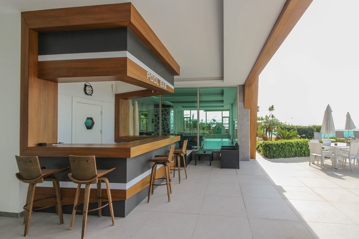 اطلالة بحرية ساحرة - مجمع فاخر ضمن اول صف على البحر - شقة 2 غرفة وصالة - في كارجي جاك / الانيا 